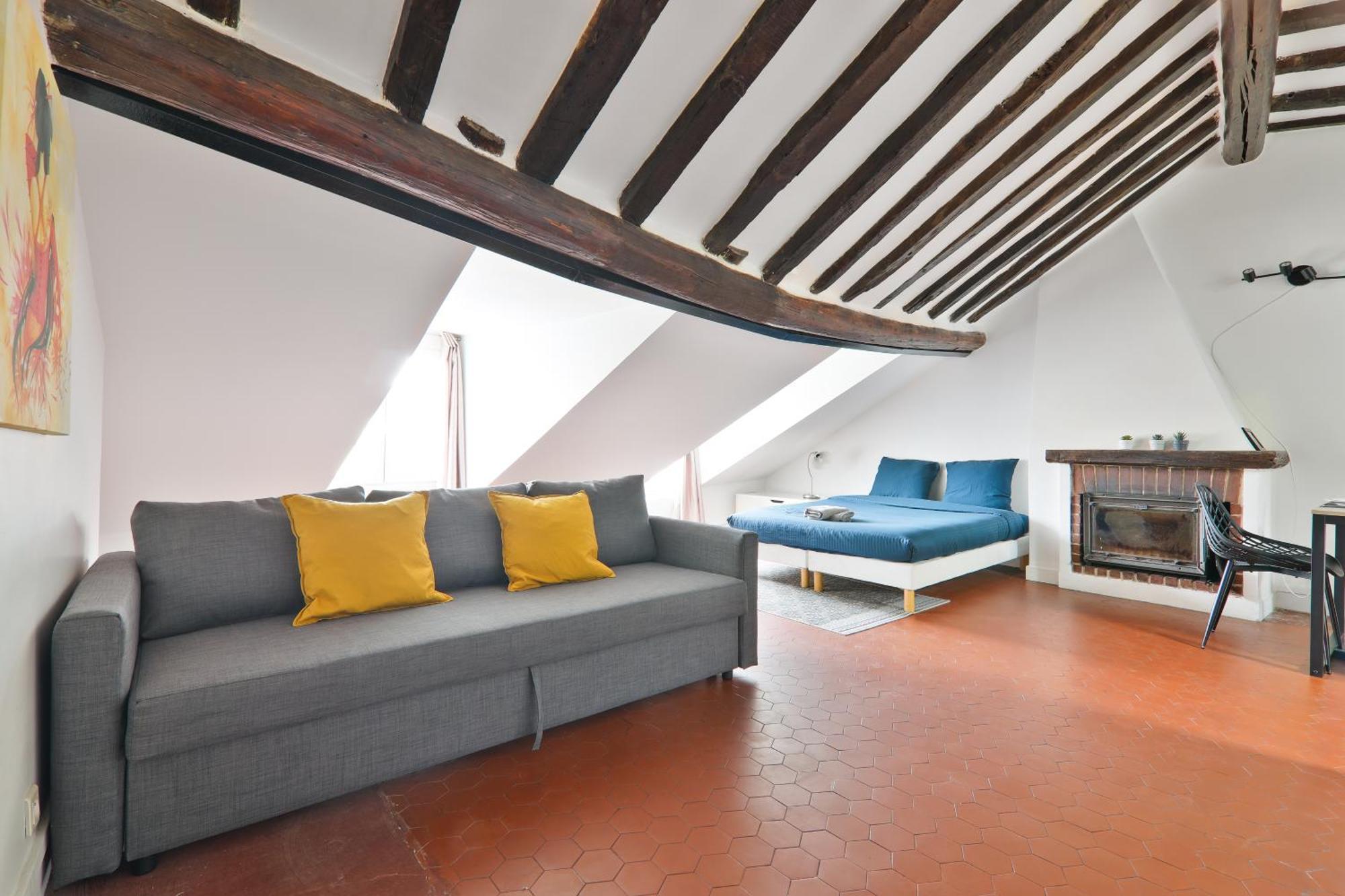 Quartier Saint-michel Notre-dame 2 Free Netflix